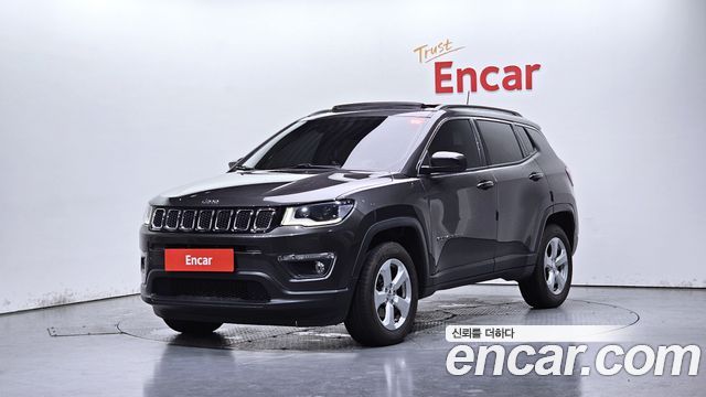 Jeep Compass 2-го поколения 2.4 Longitude AWD - фото 0