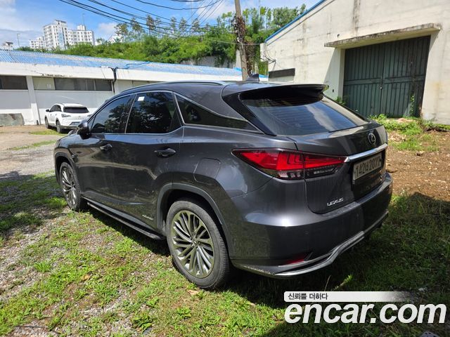 Lexus RX 450h 4-го поколения Executive - фото 1