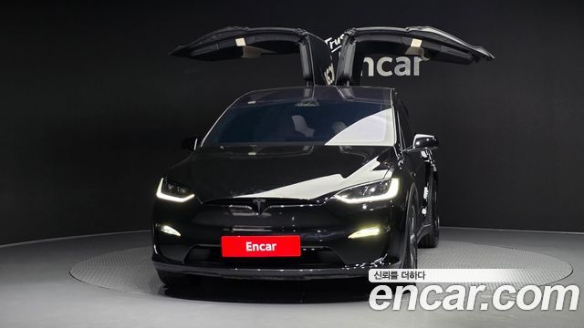 Tesla Model X AWD - фото 2