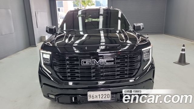 GMC Sierra Denali - фото 0