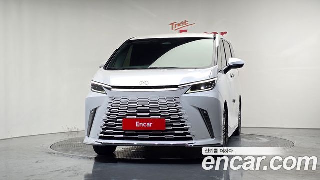 Lexus LM 2-го поколения 500h Royal - фото 2
