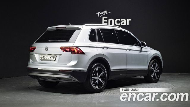 Volkswagen Tiguan 2-го поколения 2.0 TDI Prestige - фото 1