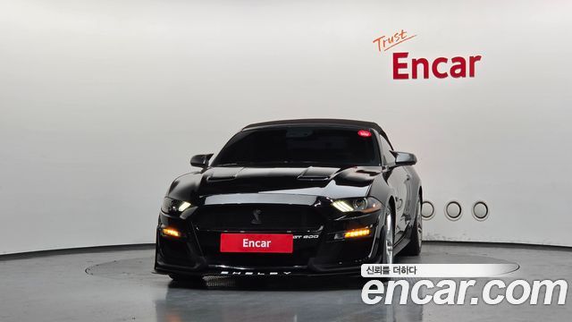 Ford Mustang GT Convertible - фото 2