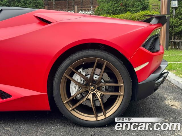 Lamborghini Huracan LP580-2 Spider - фото 4