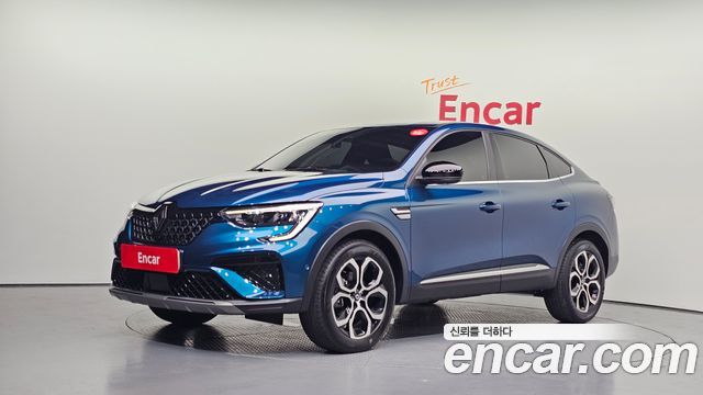Renault Samsung Arkana 1.6 E-TECH Iconic - фото 0