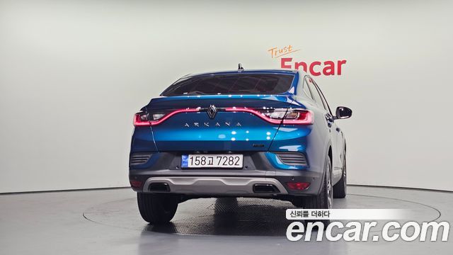 Renault Samsung Arkana 1.6 E-TECH Iconic - фото 3