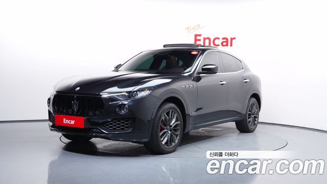 Maserati Levante 3.0 AWD GranSport - фото 0
