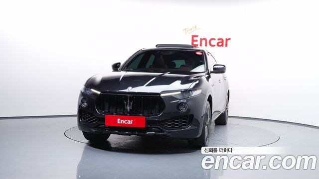 Maserati Levante 3.0 AWD GranSport - фото 2