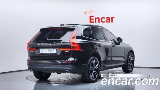 Volvo XC60 2-го поколения D5 Momentum - фото 1