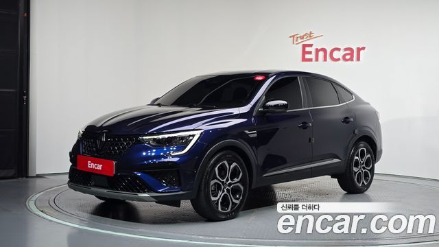 Renault Samsung Arkana 1.6 E-TECH Iconic - фото 0