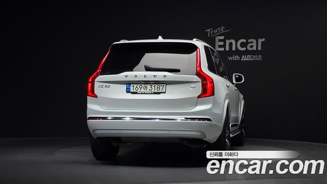 Volvo XC90 2-го поколения T8 Ultimate Bright Hybrid - фото 3
