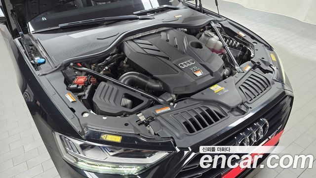 Audi A8 D5 55 TFSI Quattro LWB - фото 4