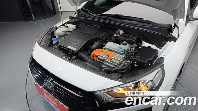 Hyundai Ioniq гибрид N - фото 4