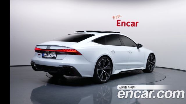 Audi RS7 4.0 TFSI Quattro - фото 0