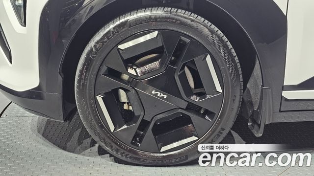 Kia EV3 Standard 2WD GT Line - фото 4