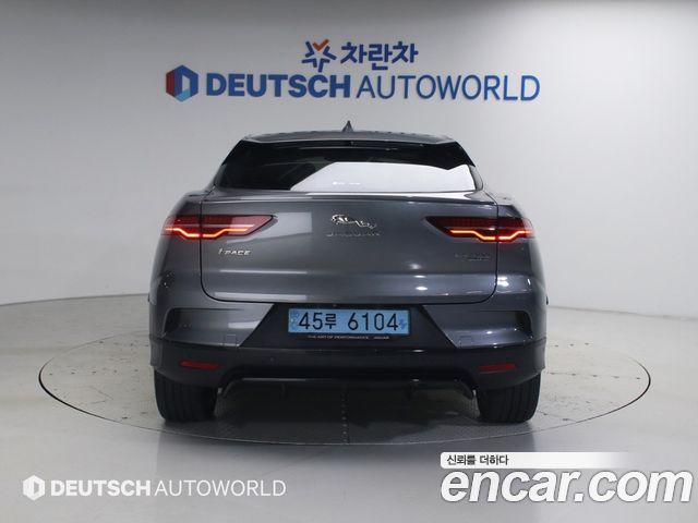Jaguar I-PACE EV400 First Edition - фото 3