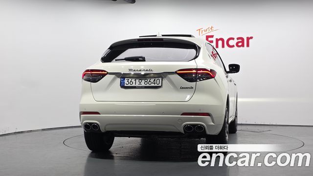Maserati Levante 2.0 GT AWD - фото 3