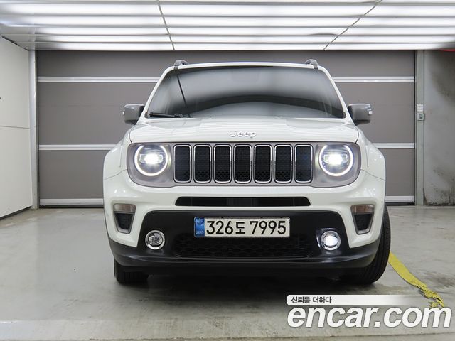 Jeep Renegade 2.4 Limited - фото 1