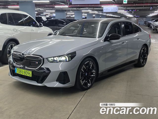 BMW i5 G60 M60 xDrive - фото 0
