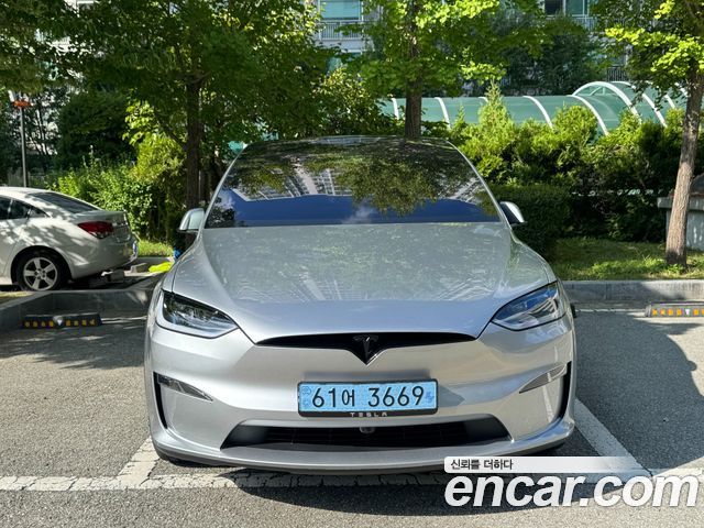 Tesla Model X Long Range - фото 0