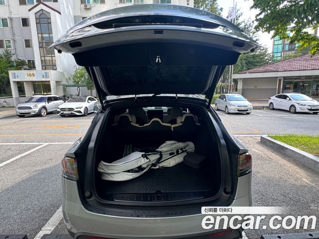 Tesla Model X Long Range - фото 2