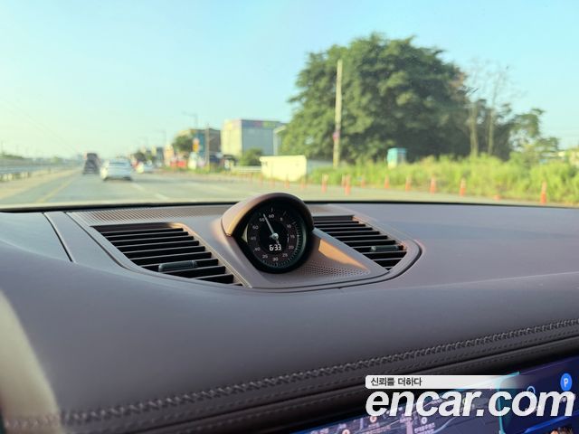 Porsche Panamera 2.9 AWD E-Hybrid - фото 2