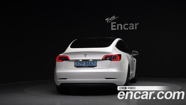Tesla Model 3 Standard Range Plue RWD - фото 3