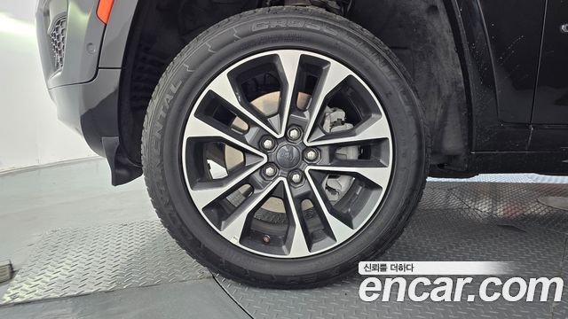 Jeep Cherokee WL L 3.6 Overland - фото 4