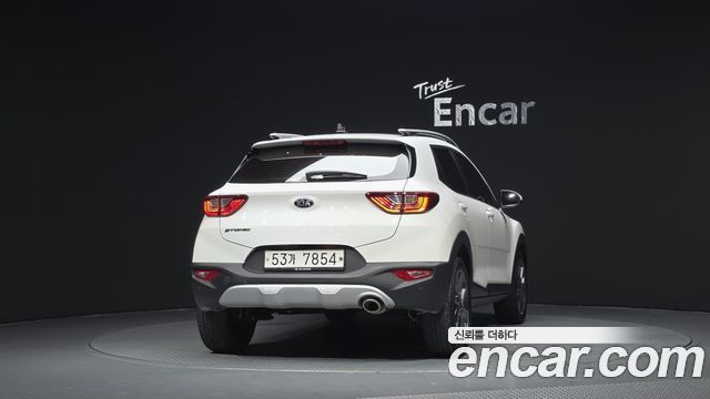 Kia Stonic 1.4 Prestige - фото 3