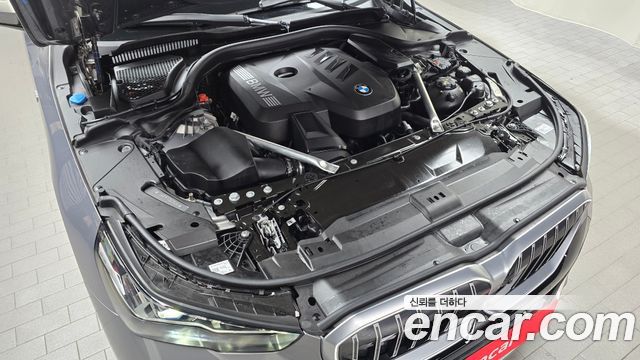 BMW 5 Series G60 530i xDrive M Sport - фото 4