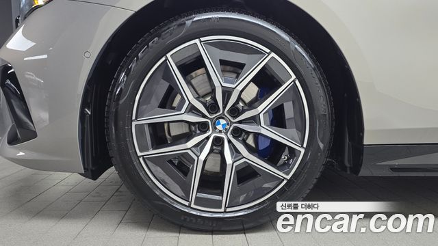BMW 5 Series G60 520i M Sport - фото 3