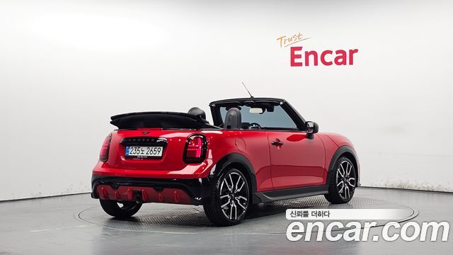 Mini Cooper Convertible S 4-го поколения JCW - фото 0