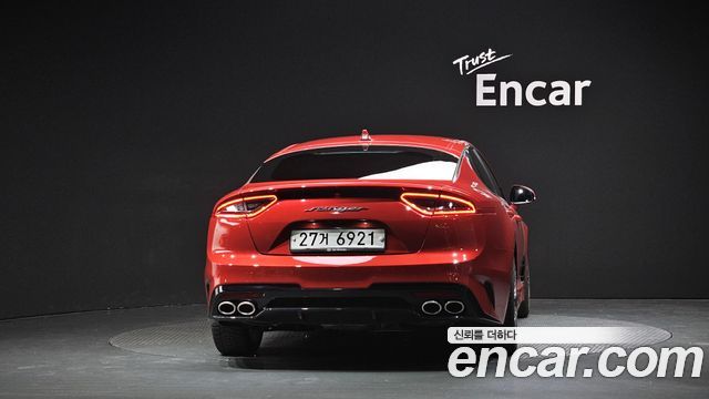 Kia Stinger 2.0 Turbo 2WD Platinum - фото 2
