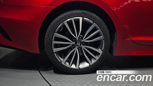Kia Stinger 2.0 Turbo 2WD Platinum - фото 3