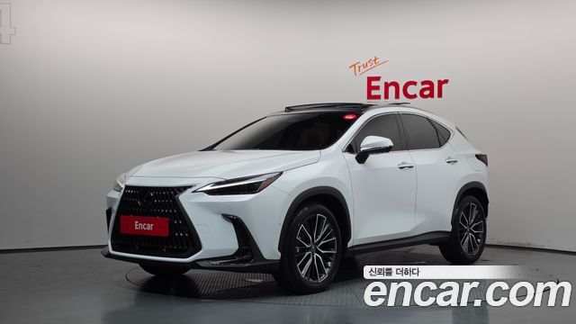 Lexus NX 350h 2-го поколения Luxury - фото 0