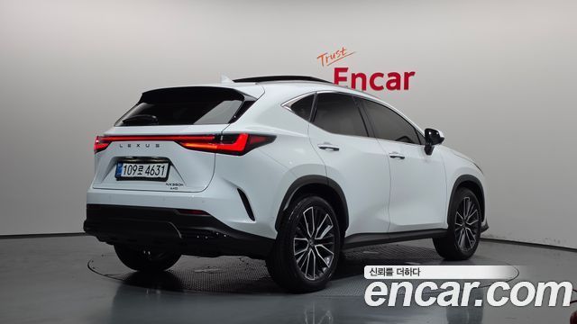 Lexus NX 350h 2-го поколения Luxury - фото 1