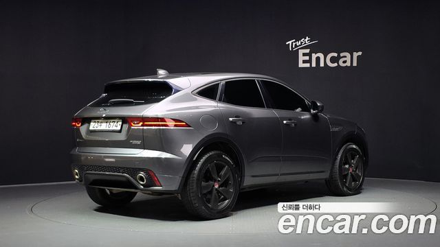 Jaguar E-PACE R250 R-Dynamic SE - фото 1