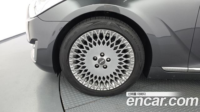 Genesis EQ900 3.8 GDI Luxury - фото 4