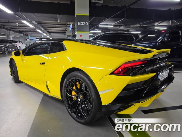 Lamborghini Huracan LP640-4 EVO - фото 1