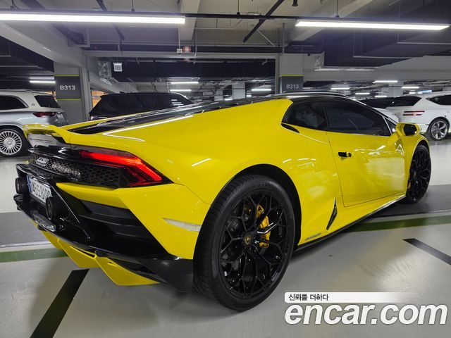 Lamborghini Huracan LP640-4 EVO - фото 2