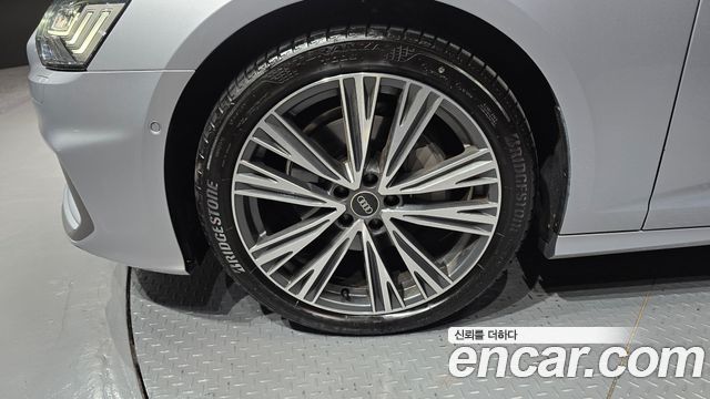 Audi A6 C8 45 TDI Quattro Premium - фото 4