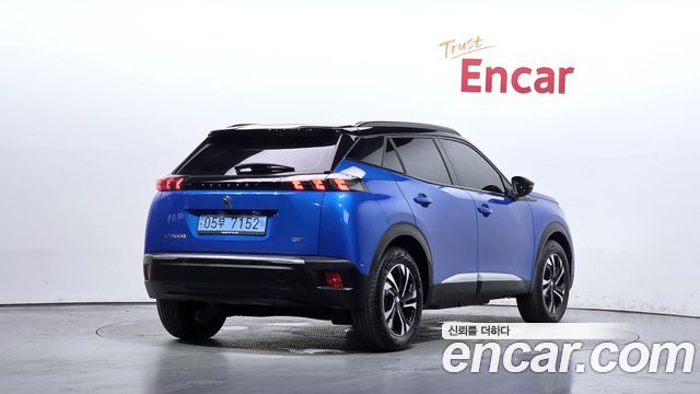 Peugeot 2008 2-го поколения EV GT - фото 1