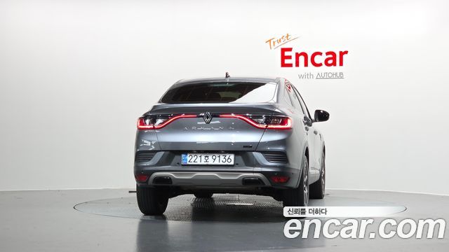 Renault Samsung Arkana 1.6 E-TECH Iconic - фото 3