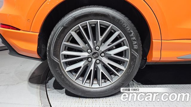 Audi Q3 F3 35 TDI Quattro Premium - фото 4
