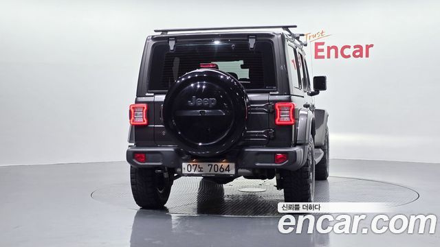 Jeep Wrangler JL 2.0 Overland 4Door - фото 3