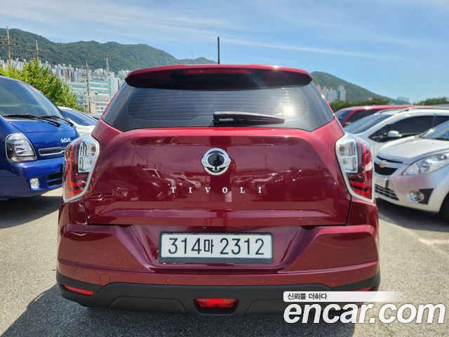 SsangYong Tivoli Gasoline 1.5 2WD V3 Special - фото 3