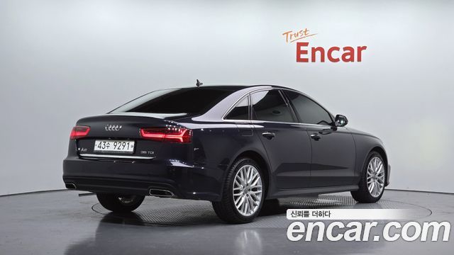 Audi A6 35 TDI Premium C7 - фото 1