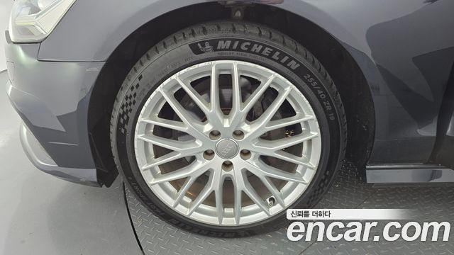 Audi A6 35 TDI Premium C7 - фото 4