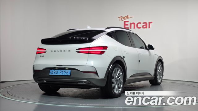 Genesis GV60 Standard AWD - фото 1