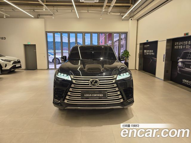 Lexus LX 4-го поколения 700h VIP - фото 2